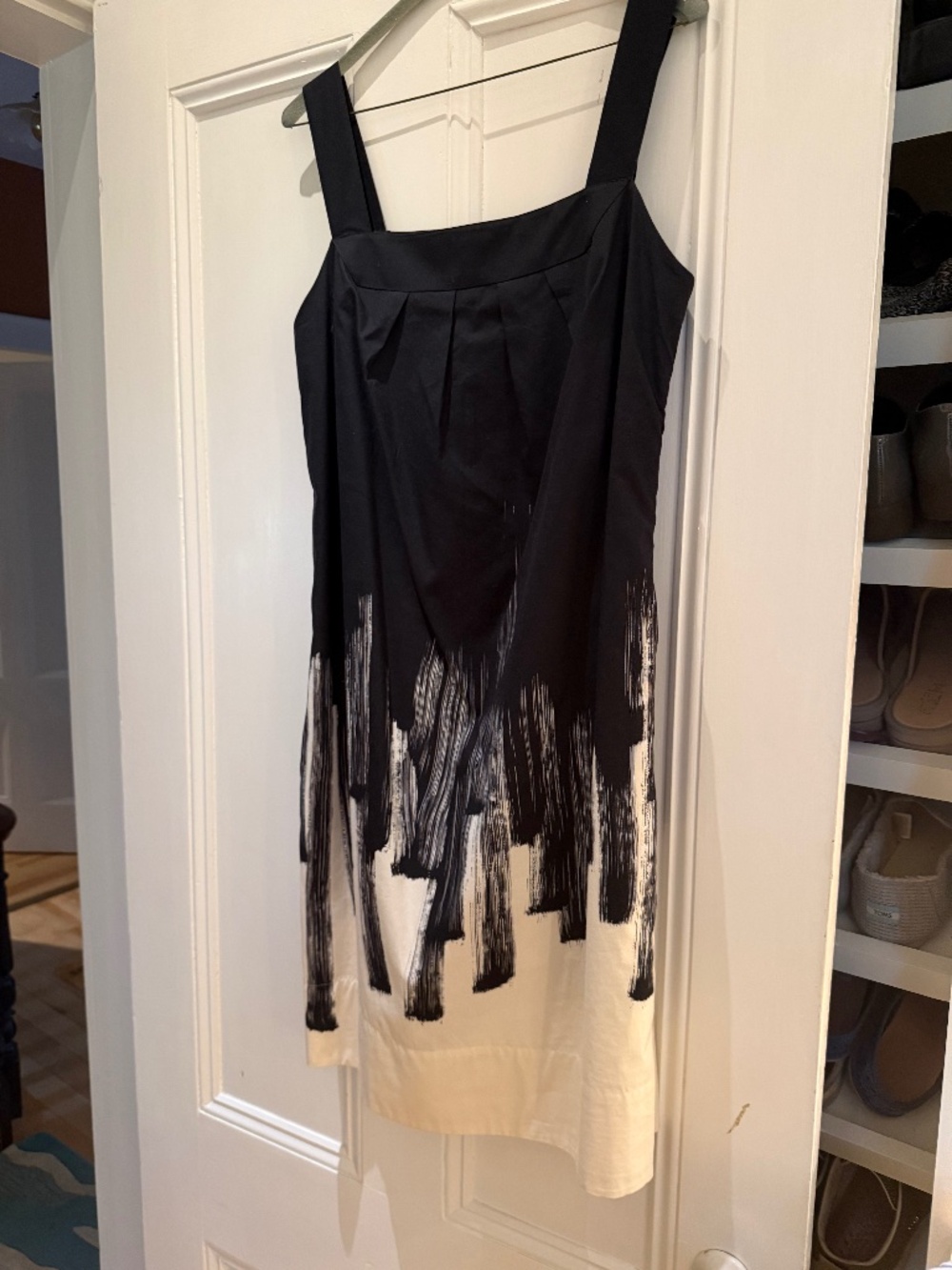 Vince Size 12 Black & White Dress Square Neck Fully Lined Wide Straps